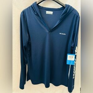 (NWT) Columbia Large V-Neck Hoodie